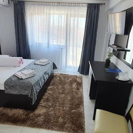 Motel Didona B Sendreni Ngoại thất bức ảnh