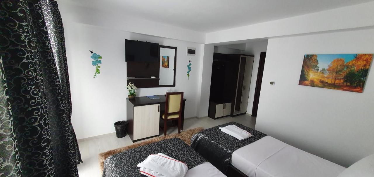 Motel Didona B Sendreni Ngoại thất bức ảnh