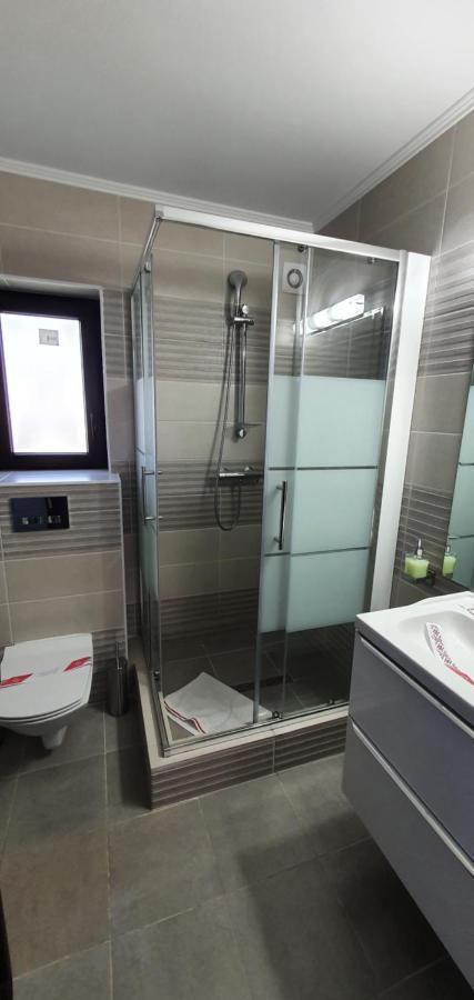 Motel Didona B Sendreni Ngoại thất bức ảnh