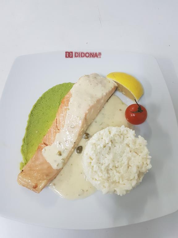 Motel Didona B Sendreni Ngoại thất bức ảnh